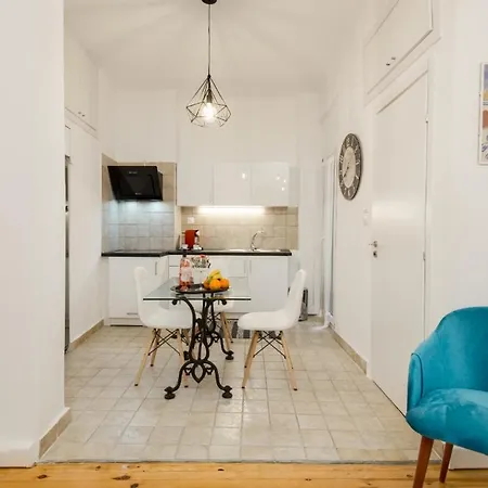 Hippodrome Flatlet 公寓 *